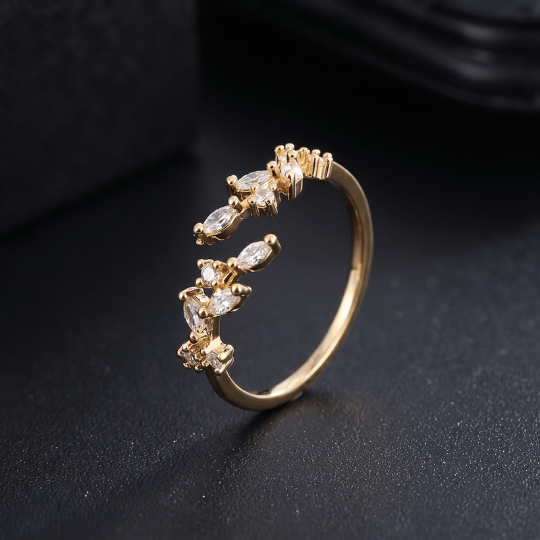 Olivia Leaf one size Ring