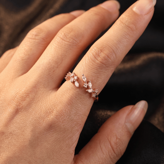Olivia Leaf one size Ring