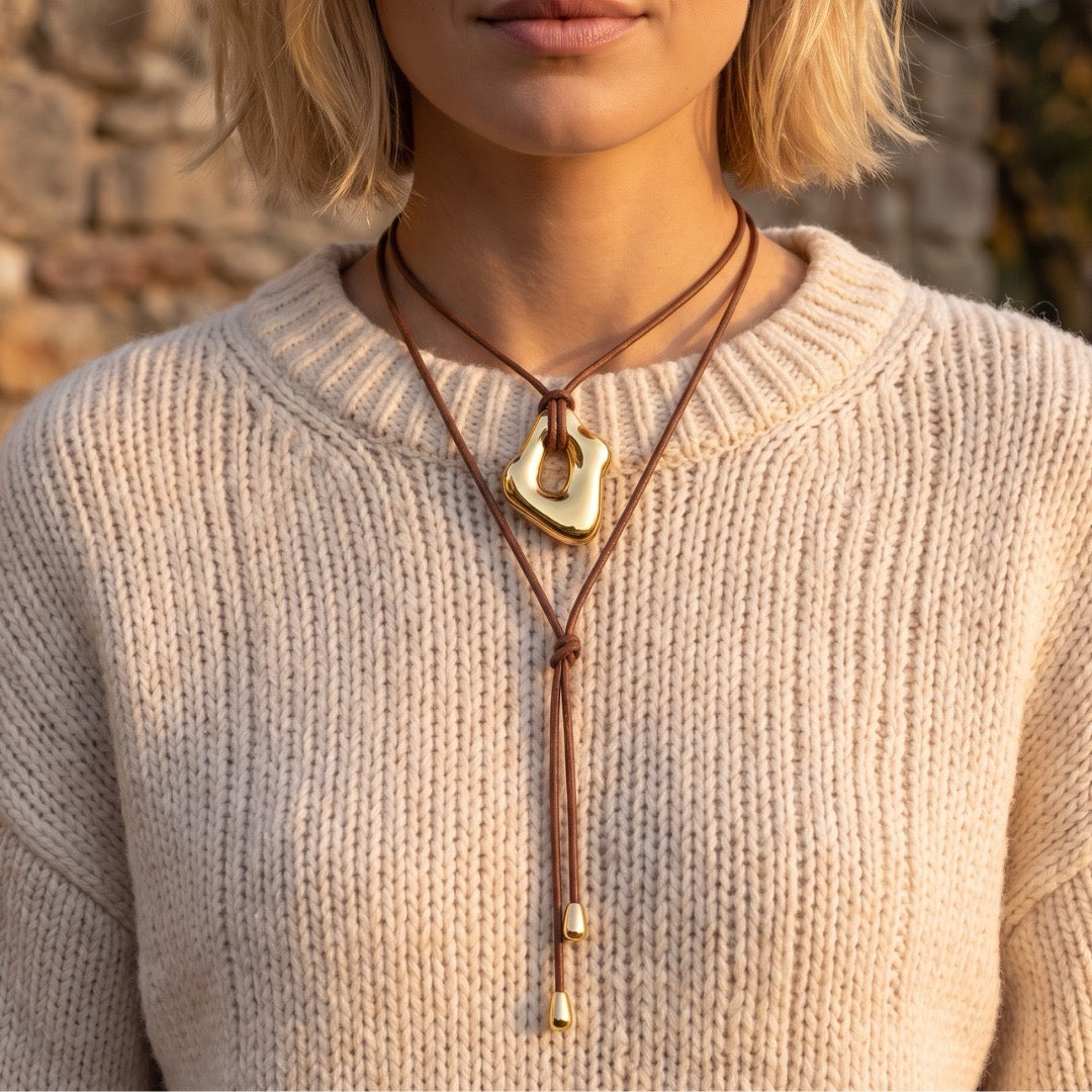 Sienna Loop Necklace