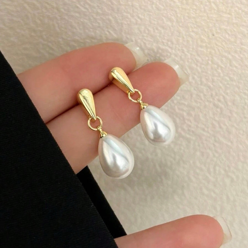Aurelia Pearl Earrings